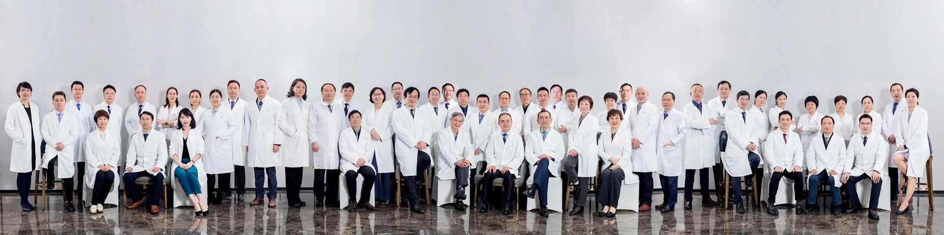 眼底病學(xué)組